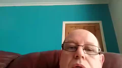 leatherpants68 online show from May 27, 2:58 pm