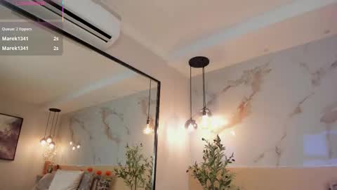    online show from November 3, 11:04 pm