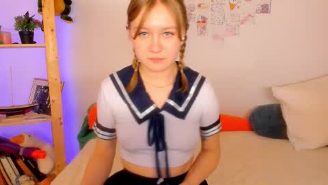 Ellie online show from December 6, 6:15 am