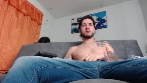 Snapshot of lebron_big_ chatting on November 2, 3:09 am Lebron online show from November 2, 3:09 am