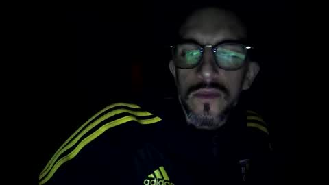 Gigi online show from December 31, 5:22 am