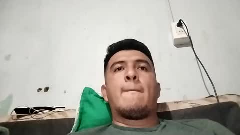 leche_dura122 online show from December 8, 11:19 pm