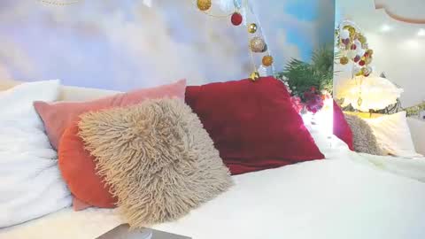 Snapshot of ledy_mary chatting on December 8, 8:47 pm ledy mary online show from December 8, 8:47 pm