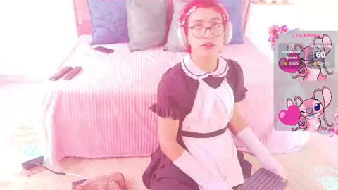 Snapshot of lee_roses chatting on June 15, 1:24 pm leeh online show from June 15, 1:24 pm