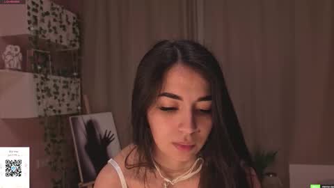 Jasmine online show from March 4, 7:20 pm