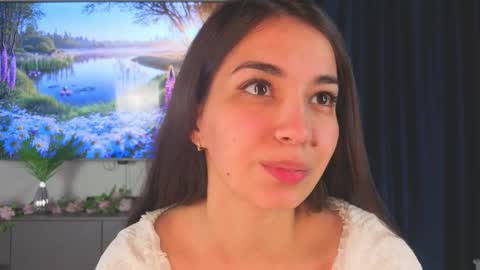 Snapshot of leeannepizzini chatting on June 6, 7:07 pm Jasmine online show from June 6, 7:07 pm