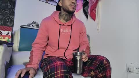 Snapshot of leenar_key chatting on February 21, 10:39 am leenar_key online show from February 21, 10:39 am