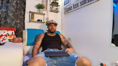 Snapshot of leenar_key chatting on October 13, 3:12 pm leenar_key online show from October 13, 3:12 pm