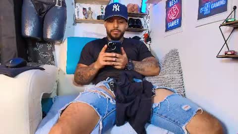 leenar_key online show from July 17, 11:31 pm
