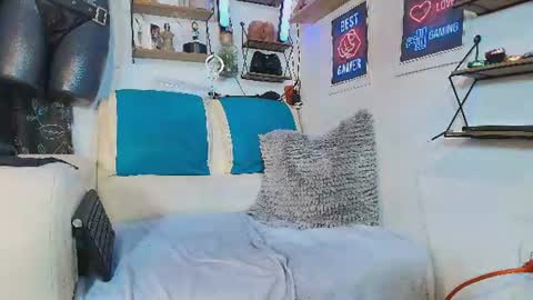 leenar_key online show from July 27, 11:34 pm