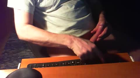 Snapshot of lefafun chatting on April 13, 7:52 pm lefafun online show from April 13, 7:52 pm