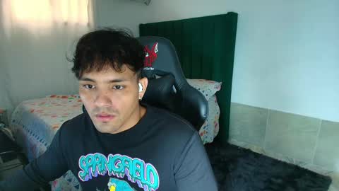  Lei  online show from April 27, 9:24 pm