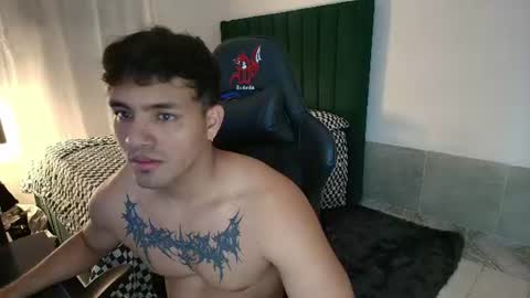  Lei  online show from June 15, 10:12 pm