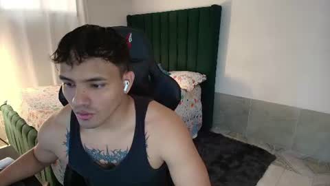  Lei  online show from July 13, 7:27 pm