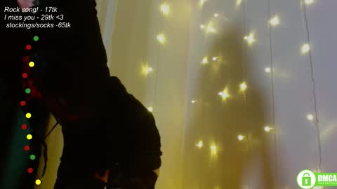 Snapshot of leia_bell chatting on September 26, 7:29 pm hey Im Leia and I love rock online show from September 26, 7:29 pm