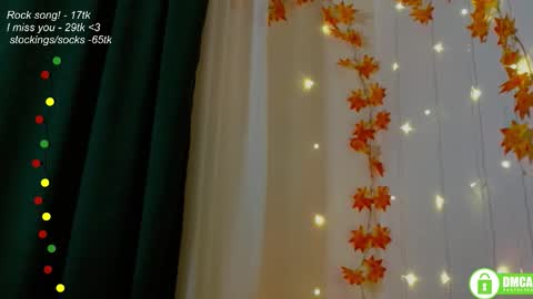 Snapshot of leia_bell chatting on November 8, 8:07 pm hey Im Leia and I love rock online show from November 8, 8:07 pm