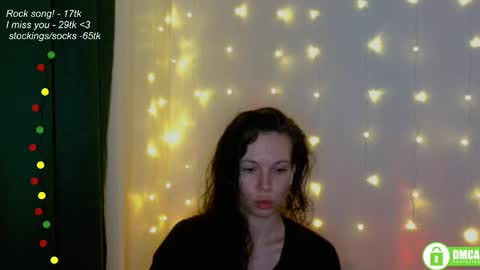 Snapshot of leia_bell chatting on February 15, 8:16 pm hey Im Leia and I love rock online show from February 15, 8:16 pm