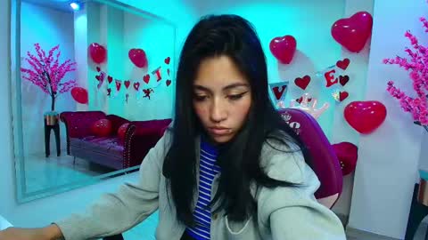 Leia.  online show from February 14, 2:23 pm