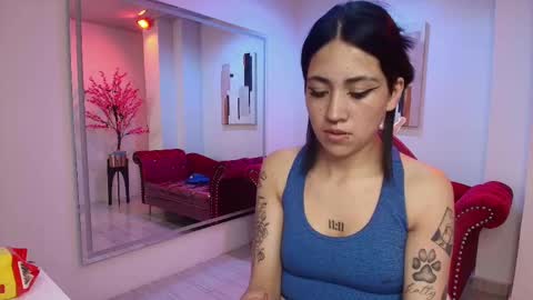 Leia.  online show from March 6, 5:22 pm