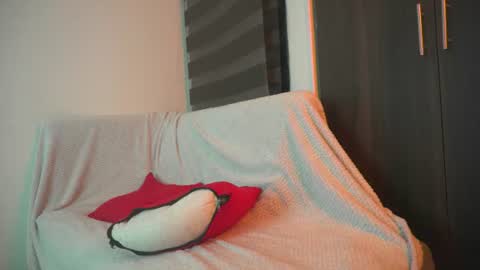 Leah online show from July 9, 2:15 am