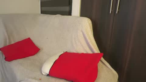 Leah online show from August 8, 12:02 am