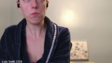 Leia Swift online show from February 18, 10:22 am