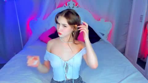 leiawow online show from December 9, 11:47 am