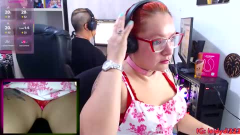 Snapshot of leidycrstnch21 chatting on October 13, 1:33 pm LeidyDi223 online show from October 13, 1:33 pm