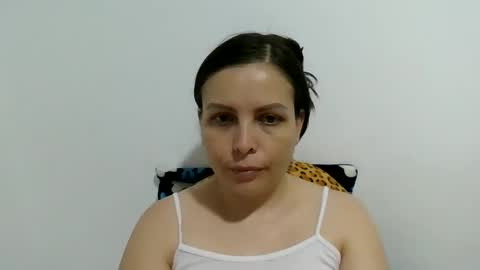 leidygi online show from February 9, 2:37 am