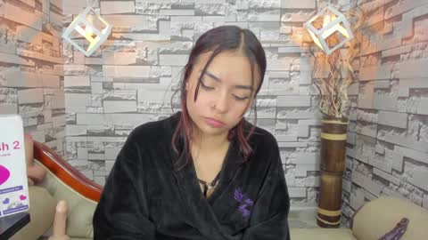LEIGH ANGELS online show from December 6, 12:02 am