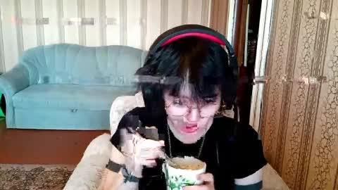 Viola online show from March 23, 9:35 am