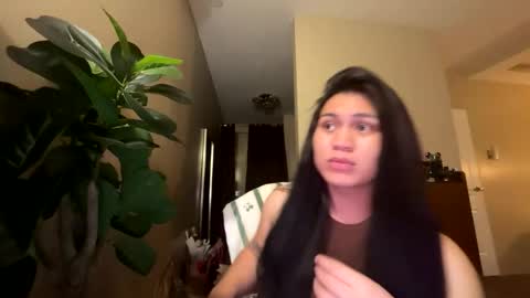 Snapshot of leighcortesi chatting on March 6, 4:58 pm Cailey online show from March 6, 4:58 pm