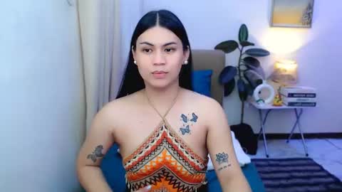 Snapshot of leighcortesi chatting on June 14, 3:47 pm Cailey online show from June 14, 3:47 pm