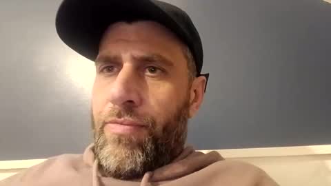 leightimmins001 online show from March 22, 9:40 pm