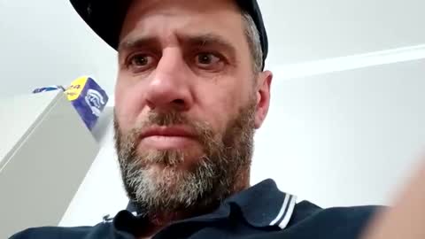 leightimmins001 online show from April 21, 3:50 pm