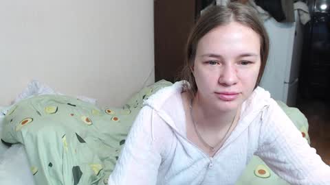 leila_bambi_ online show from January 12, 10:45 am