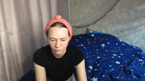 leila_bambi_ online show from July 26, 4:03 pm