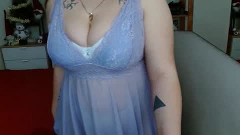 Snapshot of leila_beayte_ chatting on February 7, 7:07 am Leila online show from February 7, 7:07 am