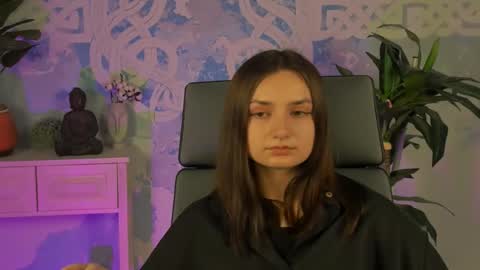 LeilaMurphy online show from February 19, 4:44 pm