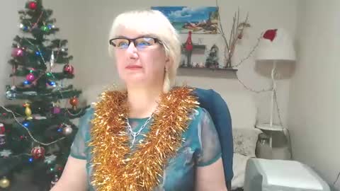 Leila Kinky online show from December 28, 11:19 am
