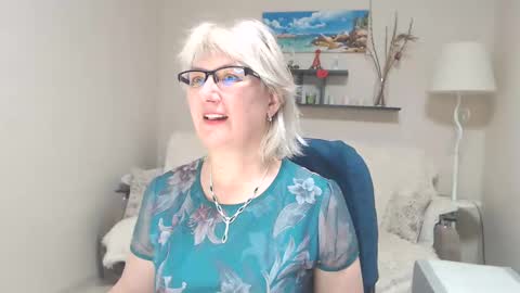 Leila Kinky online show from February 21, 8:07 am