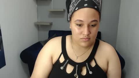 Snapshot of leilasosexy chatting on June 4, 1:06 pm leilasosexy online show from June 4, 1:06 pm