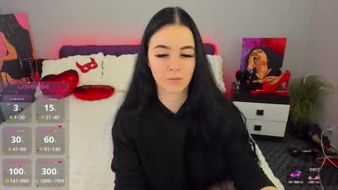 Snapshot of lellitclark chatting on November 18, 8:13 pm LellitClark online show from November 18, 8:13 pm