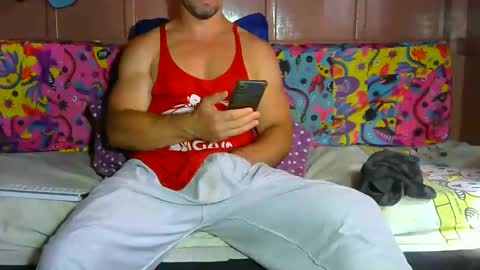 Snapshot of lemao77 chatting on February 23, 5:39 pm SEX MASTER online show from February 23, 5:39 pm