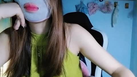 lemon8386 online show from June 12, 11:35 pm