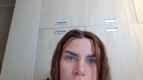 Snapshot of lena6122000 chatting on September 12, 1:11 pm lena6122000 online show from September 12, 1:11 pm