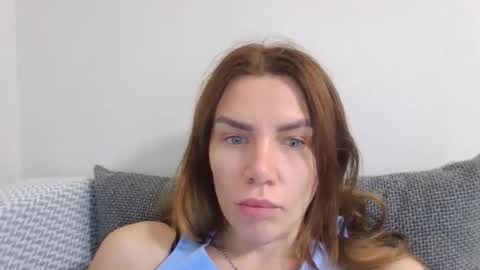 Snapshot of lena6122000 chatting on September 24, 11:13 am lena6122000 online show from September 24, 11:13 am