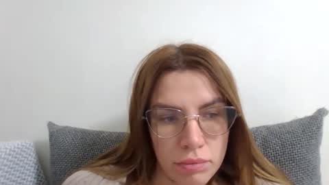 Snapshot of lena6122000 chatting on October 13, 11:32 am lena6122000 online show from October 13, 11:32 am