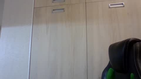 Snapshot of lena6122000 chatting on March 28, 10:53 pm lena6122000 online show from March 28, 10:53 pm