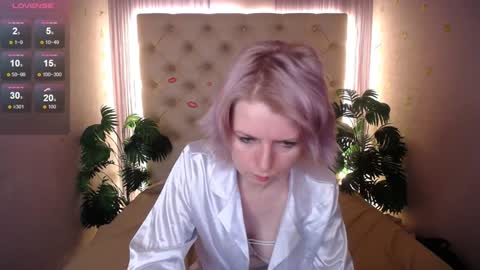 Lena online show from December 15, 7:24 am